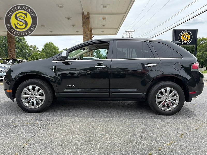 Used 2010 Lincoln MKX AWD image 3