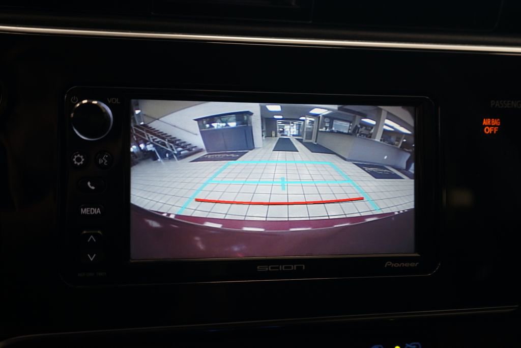Used 2016 Scion iM image 8