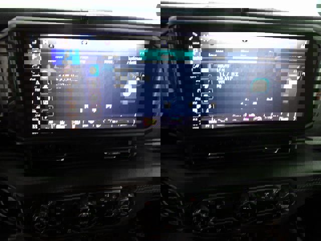 Certified 2024 Jeep Wrangler Unlimited Rubicon w/ Capability Package image 12