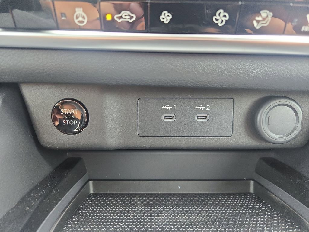 New 2026 Nissan Rogue SV FWD image 22