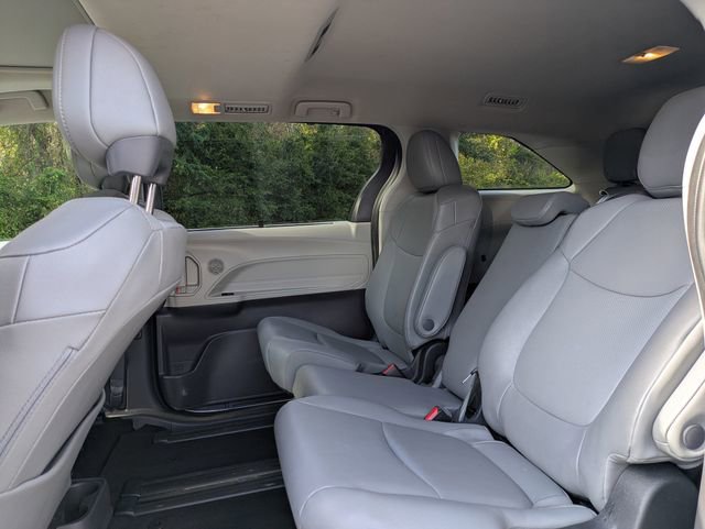 Used 2023 Toyota Sienna XLE image 25