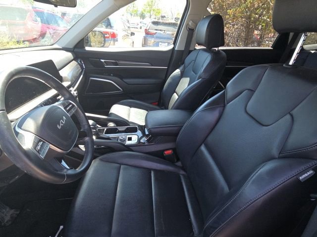 Used 2023 Kia Telluride LX image 5