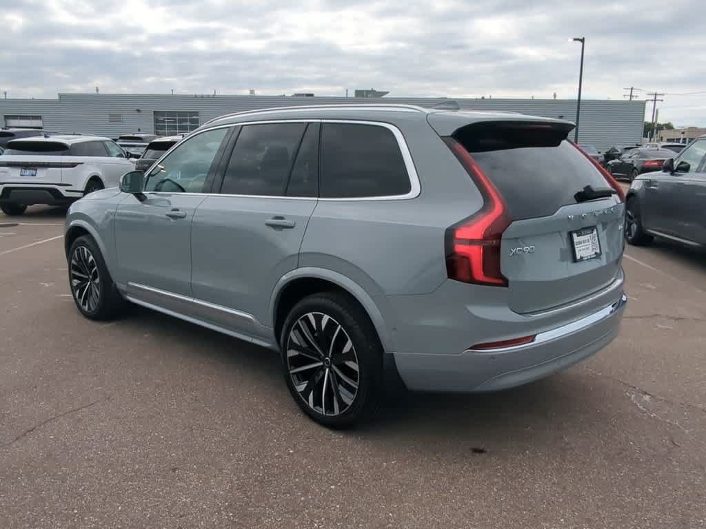 Used 2026 Volvo XC90 B6 Plus w/ Protection Package Premier AWD/4WD image 4