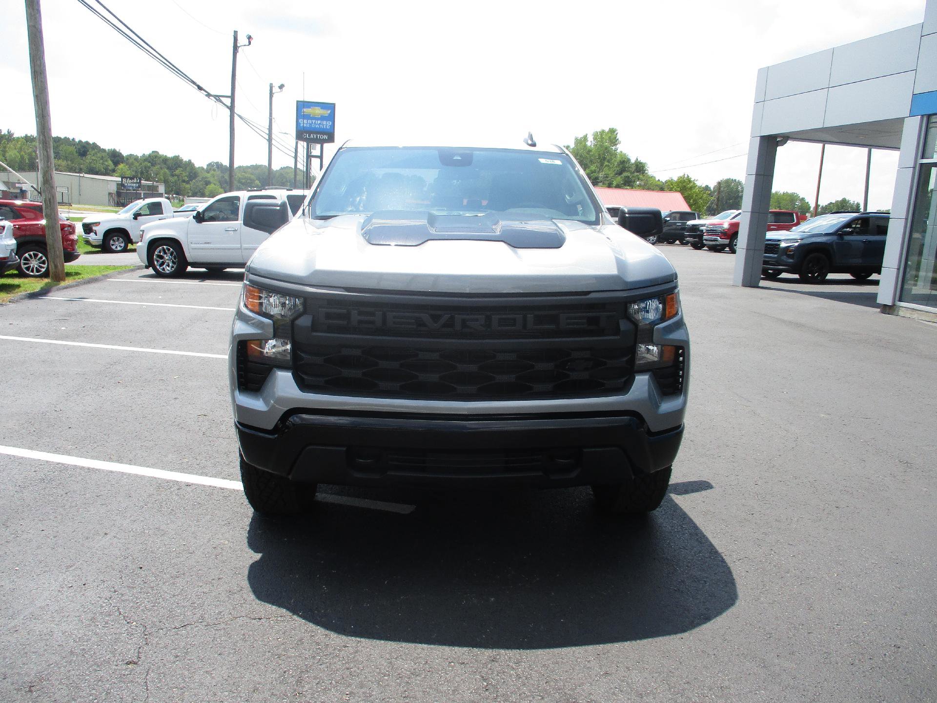 New 2026 Chevrolet Silverado 1500 Custom Trail Boss w/ Dark Appearance Package image 9