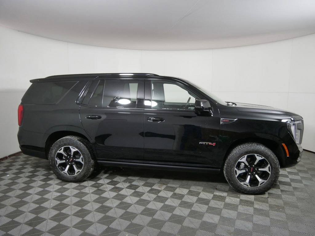Used 2025 GMC Yukon AT4 image 2