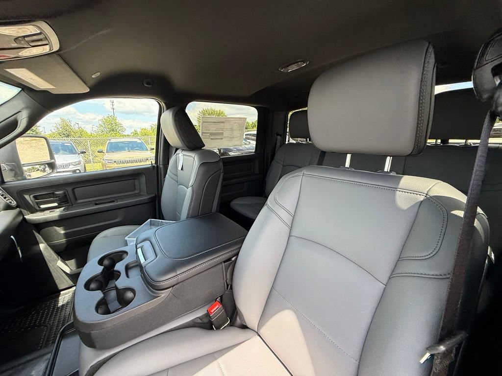 New 2026 RAM 3500 Tradesman AWD/4WD image 14