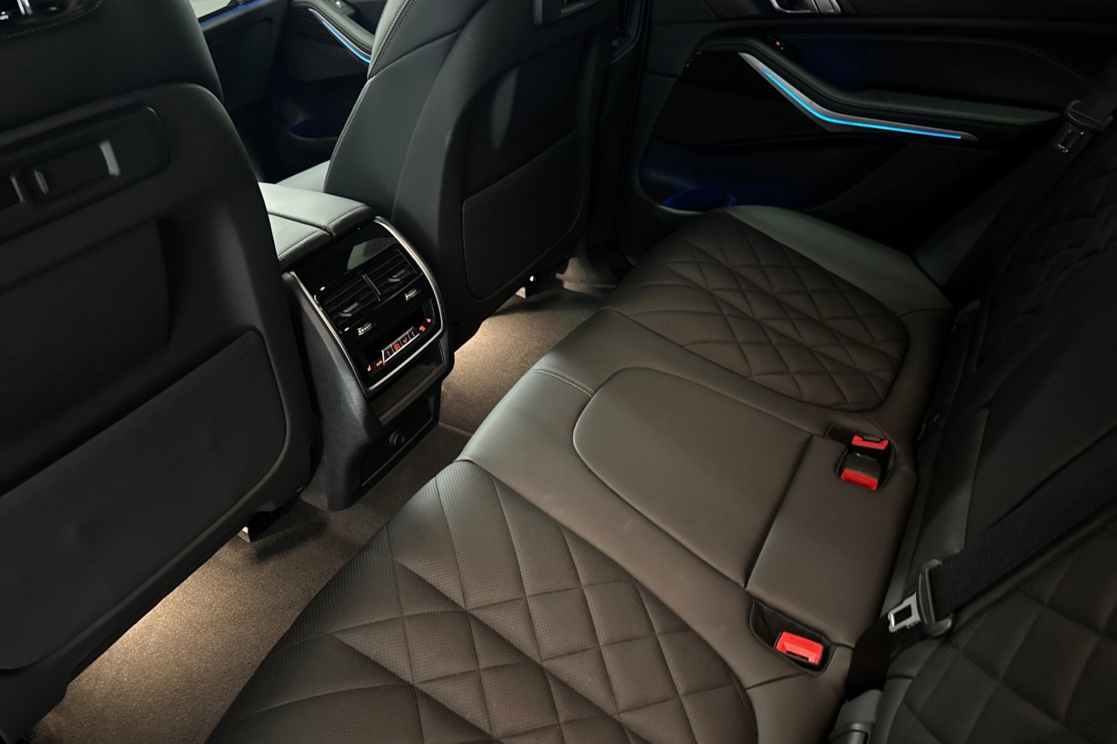 Certified 2023 BMW X5 xDrive45e w/ Climate Comfort Package image 27