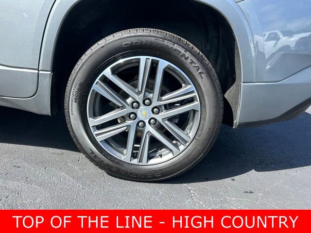Used 2023 Chevrolet Traverse High Country image 10
