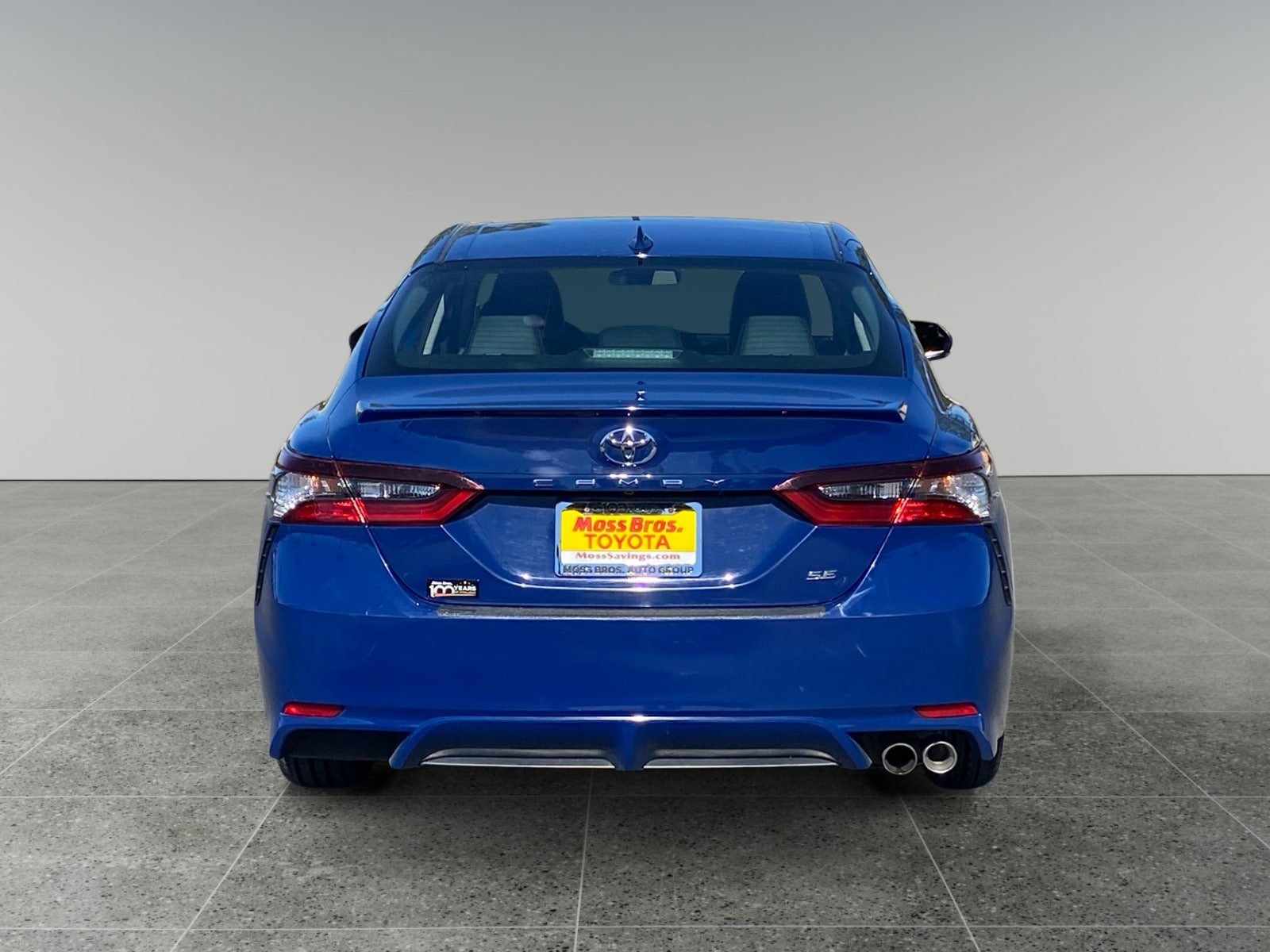 Used 2024 Toyota Camry SE FWD image 4