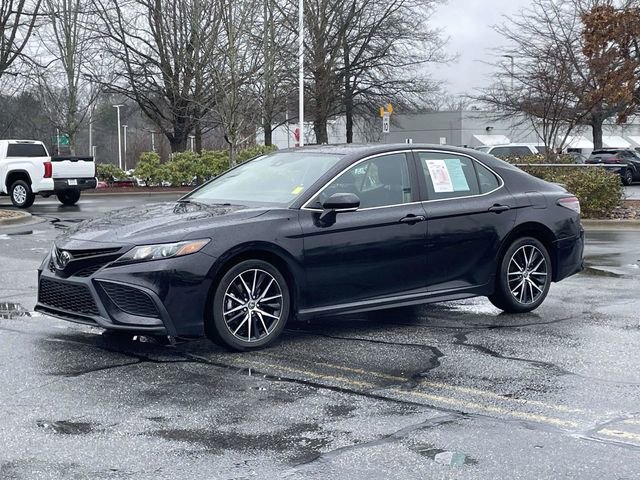Used 2021 Toyota Camry LE