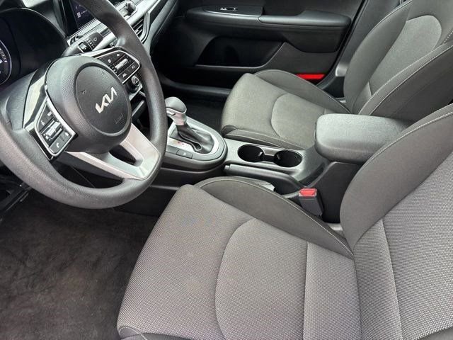 Used 2023 Kia Forte LXS w/ LXS Technology Package image 10