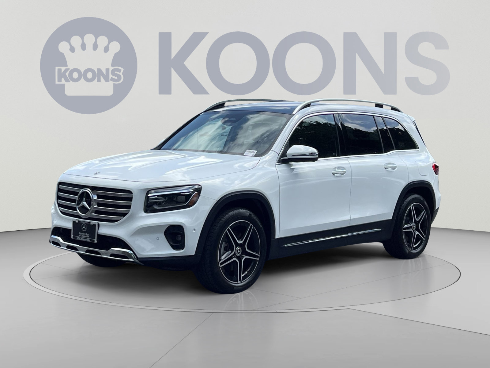 Used 2026 Mercedes-Benz GLB 250 4MATIC image 5