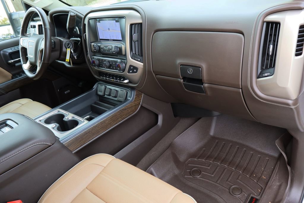 Used 2019 GMC Sierra 2500 Denali w/ Duramax Plus Package image 29