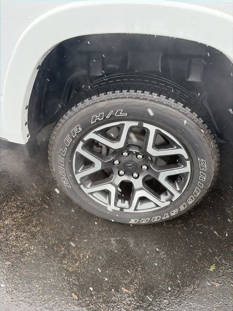 Used 2025 RAM 1500 Laramie w/ Sport Appearance Package image 30