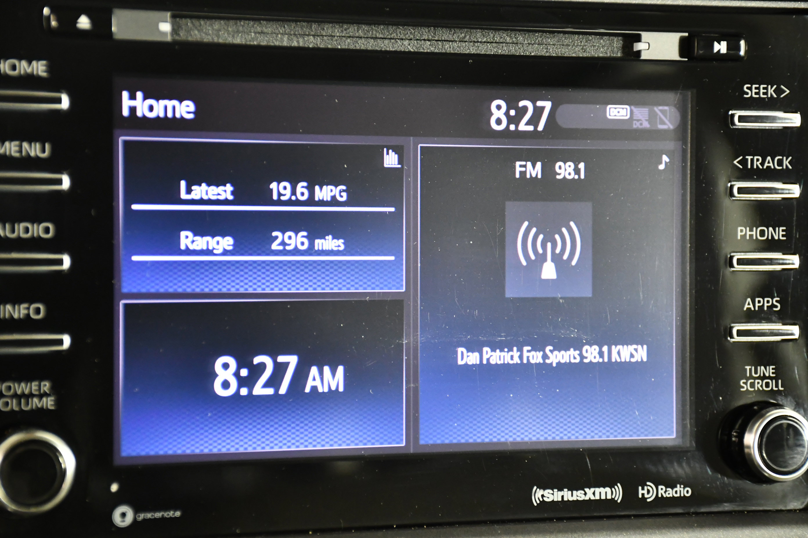Used 2018 Toyota Sienna XLE FWD image 26