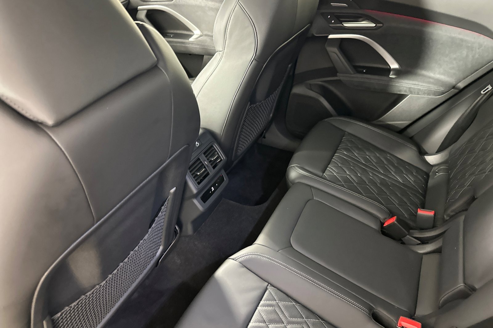 New 2026 Audi SQ5 Premium Plus image 11