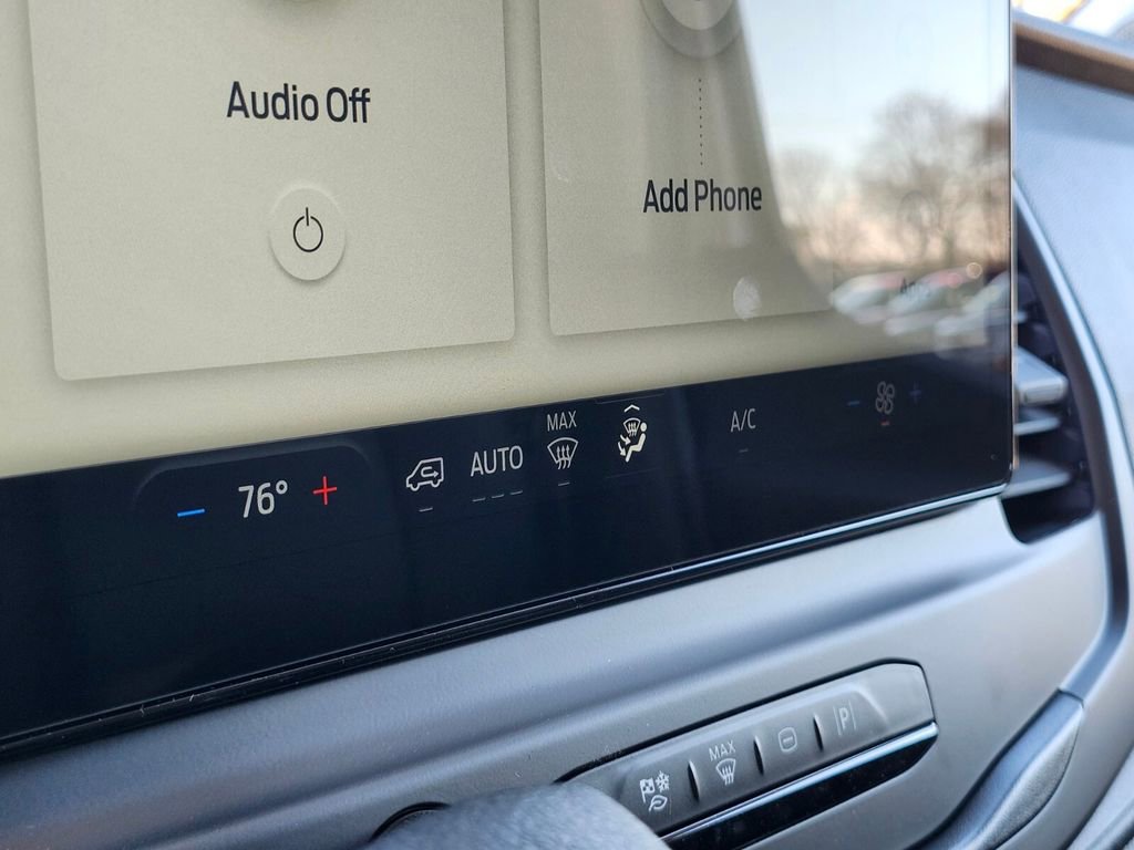 New 2026 Ford Transit 250 148 Medium Roof w/ Load Area Protection Package image 20