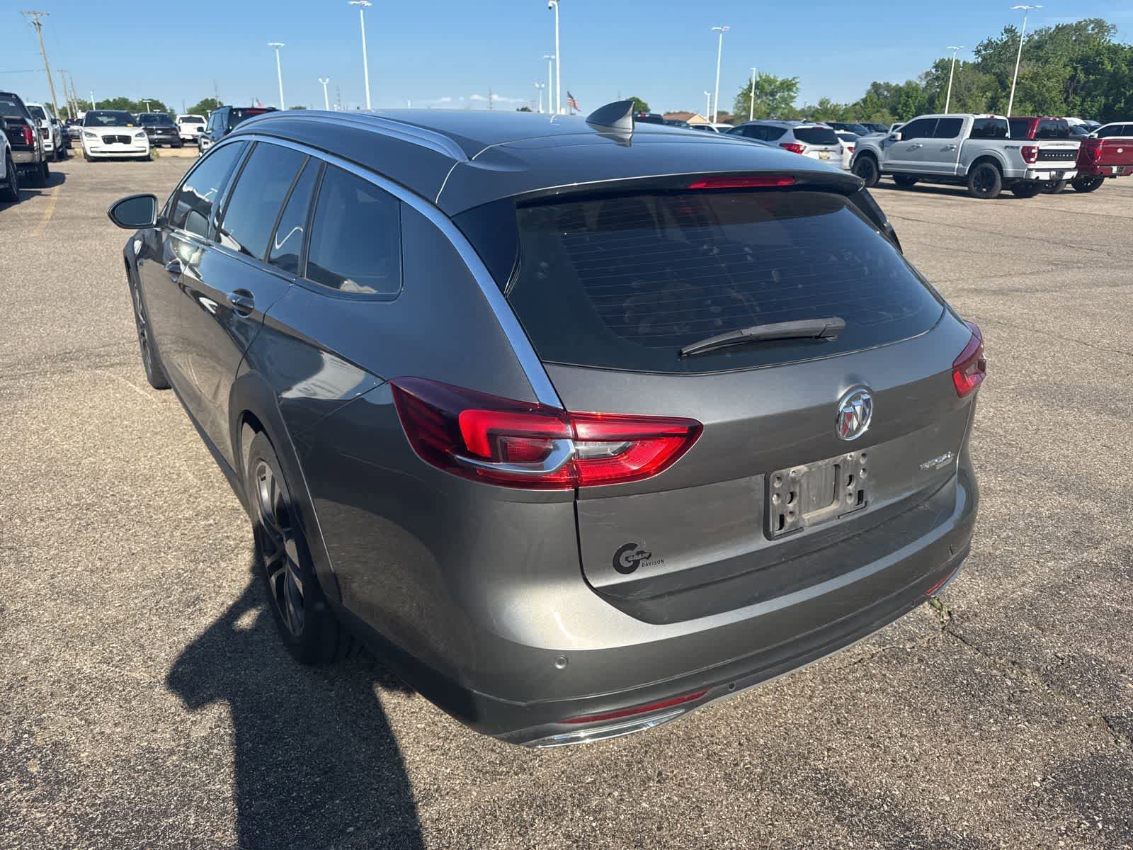 Used 2019 Buick Regal Essence w/ Driver Confidence Package I AWD/4WD image 15
