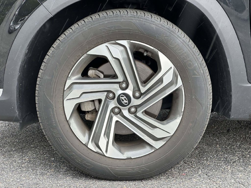Certified 2023 Hyundai Santa Fe SEL w/ Premium Package FWD image 7
