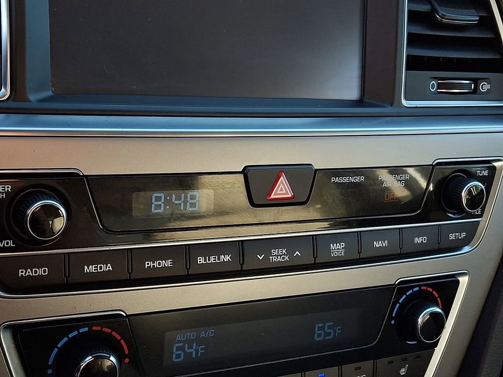 Used 2015 Hyundai Sonata Sport w/ Option Group 04 FWD image 14