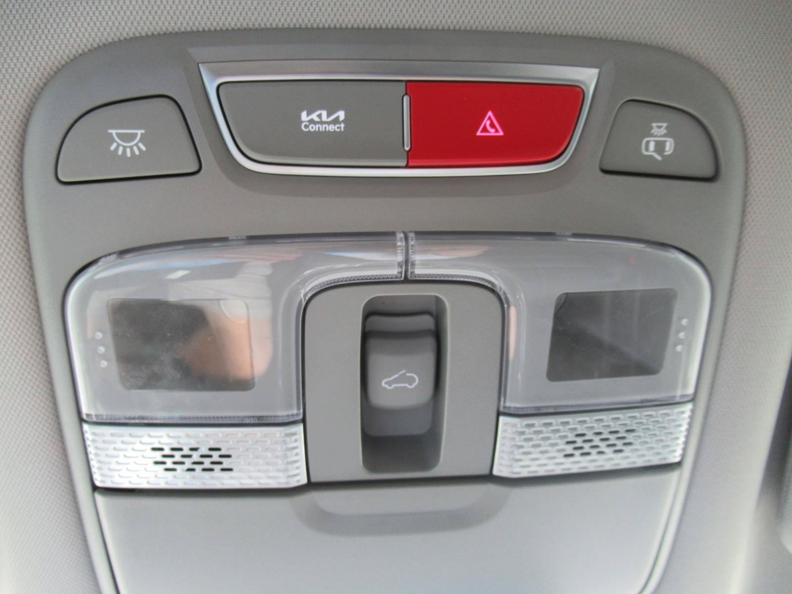 Used 2024 Kia Telluride EX w/ EX Captain's Chair Package FWD image 33
