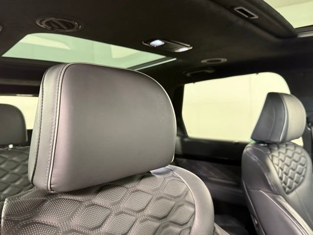 Used 2022 Hyundai Palisade Calligraphy image 36