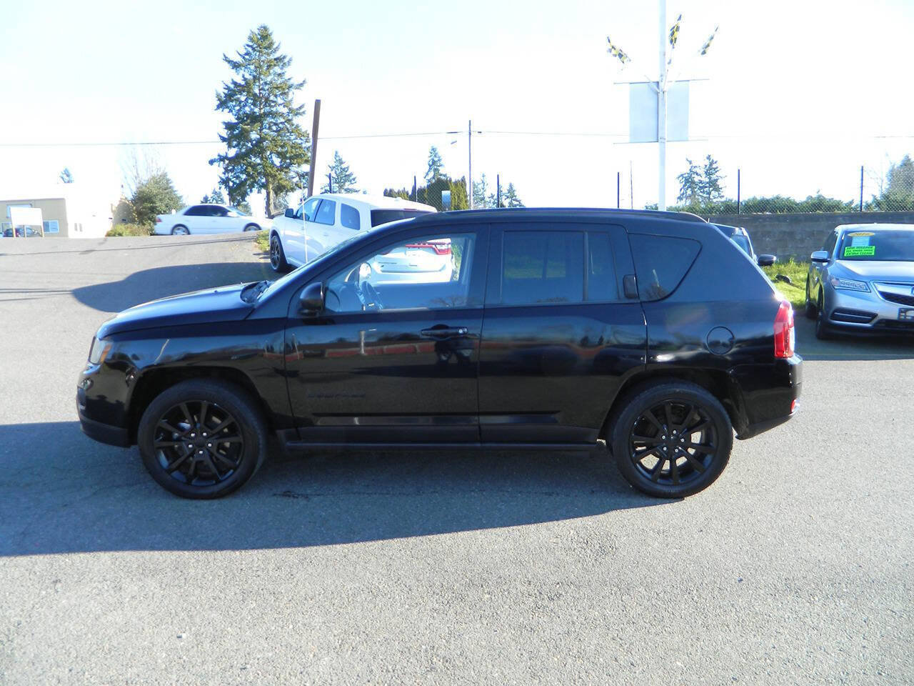 Used 2014 Jeep Compass Sport w/ Power Value Group FWD image 5