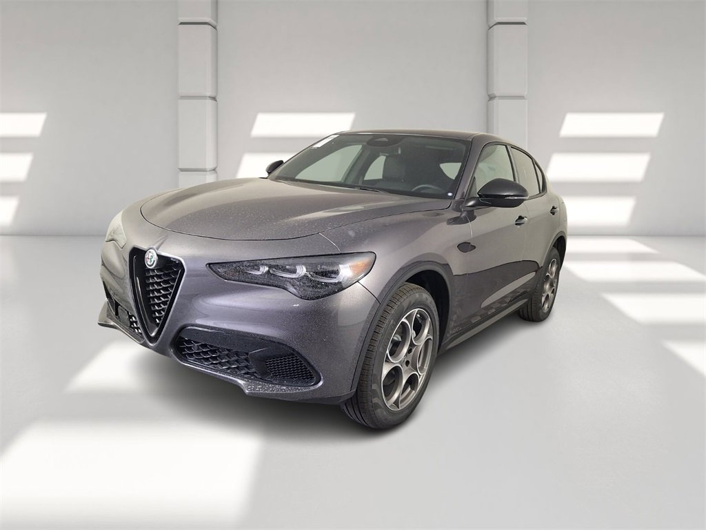 New 2025 Alfa Romeo Stelvio Sprint w/ Convenience Package image 6