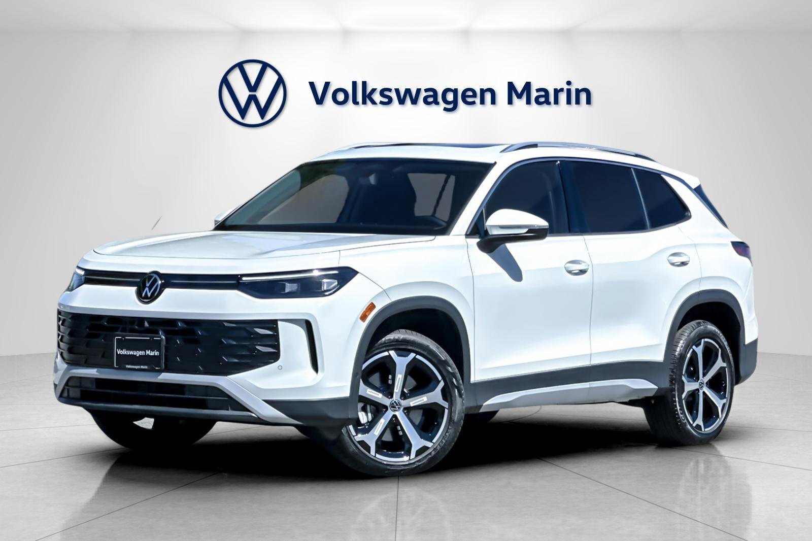 New 2025 Volkswagen Tiguan SE