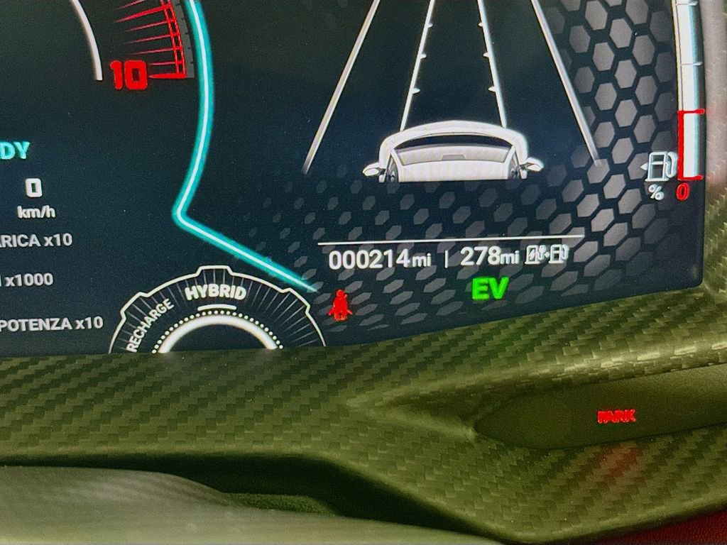 Used 2024 Lamborghini Revuelto image 12