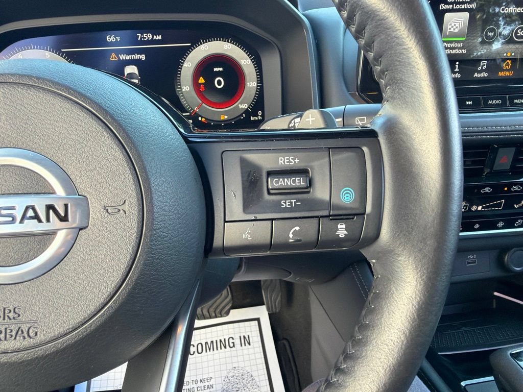 Used 2021 Nissan Rogue Platinum AWD/4WD image 31