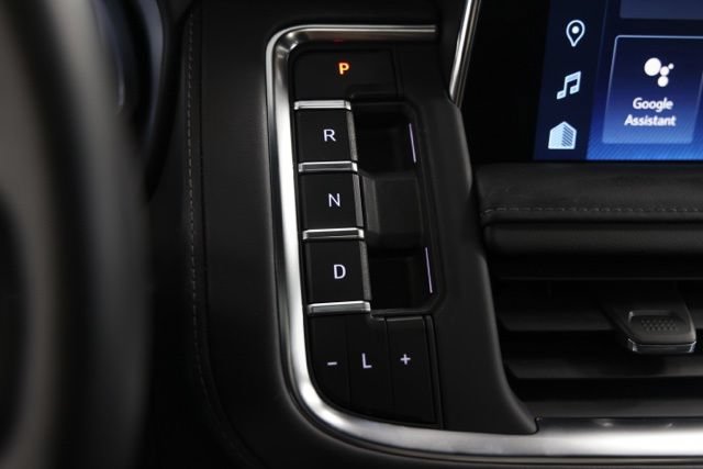 Used 2023 Chevrolet Tahoe LT w/ Luxury Package AWD/4WD image 27
