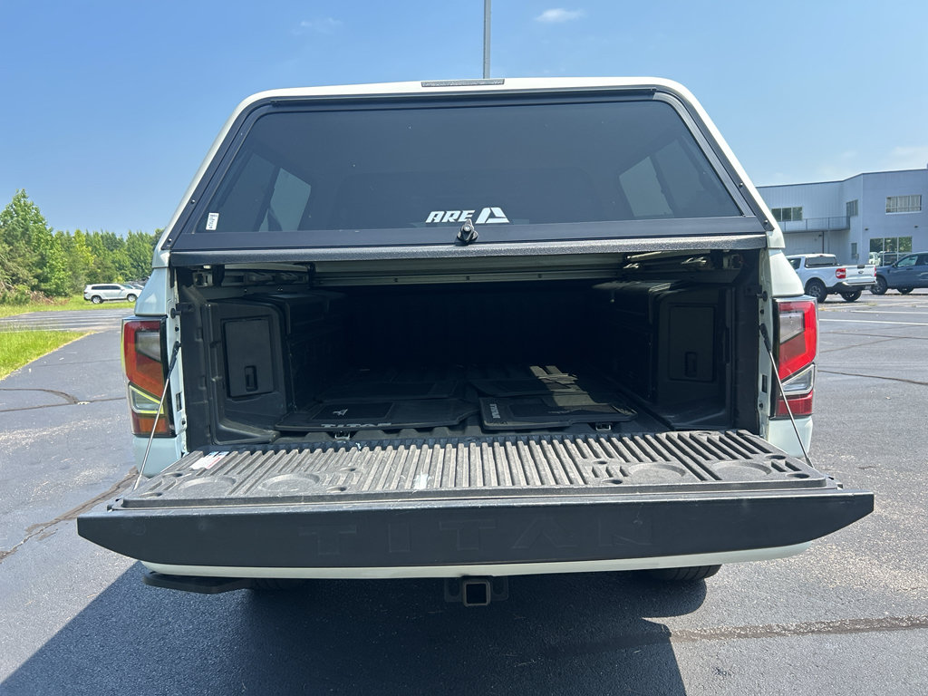 Used 2021 Nissan Titan Platinum Reserve w/ Moonroof Package AWD/4WD image 21