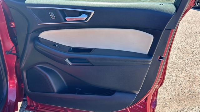 Used 2017 Ford Edge SEL w/ Equipment Group 201A image 10