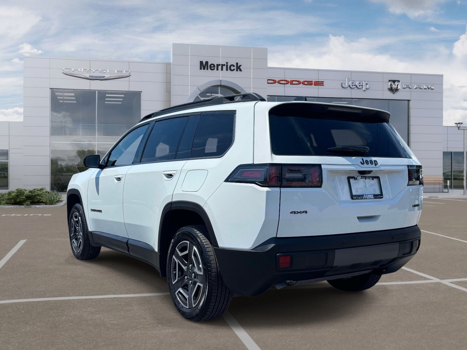 Used 2026 Jeep Cherokee Limited AWD/4WD image 8