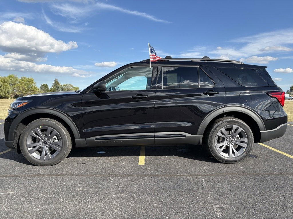 New 2026 Ford Explorer Active image 45