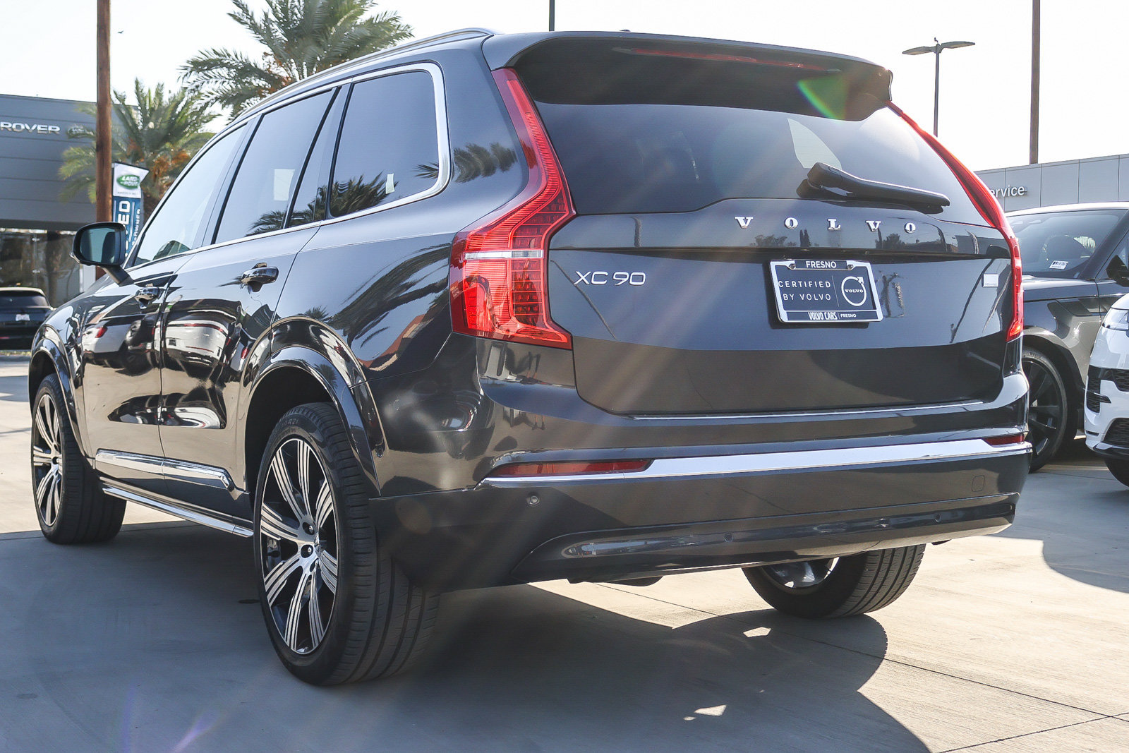 Used 2024 Volvo XC90 T8 Plus AWD/4WD image 6