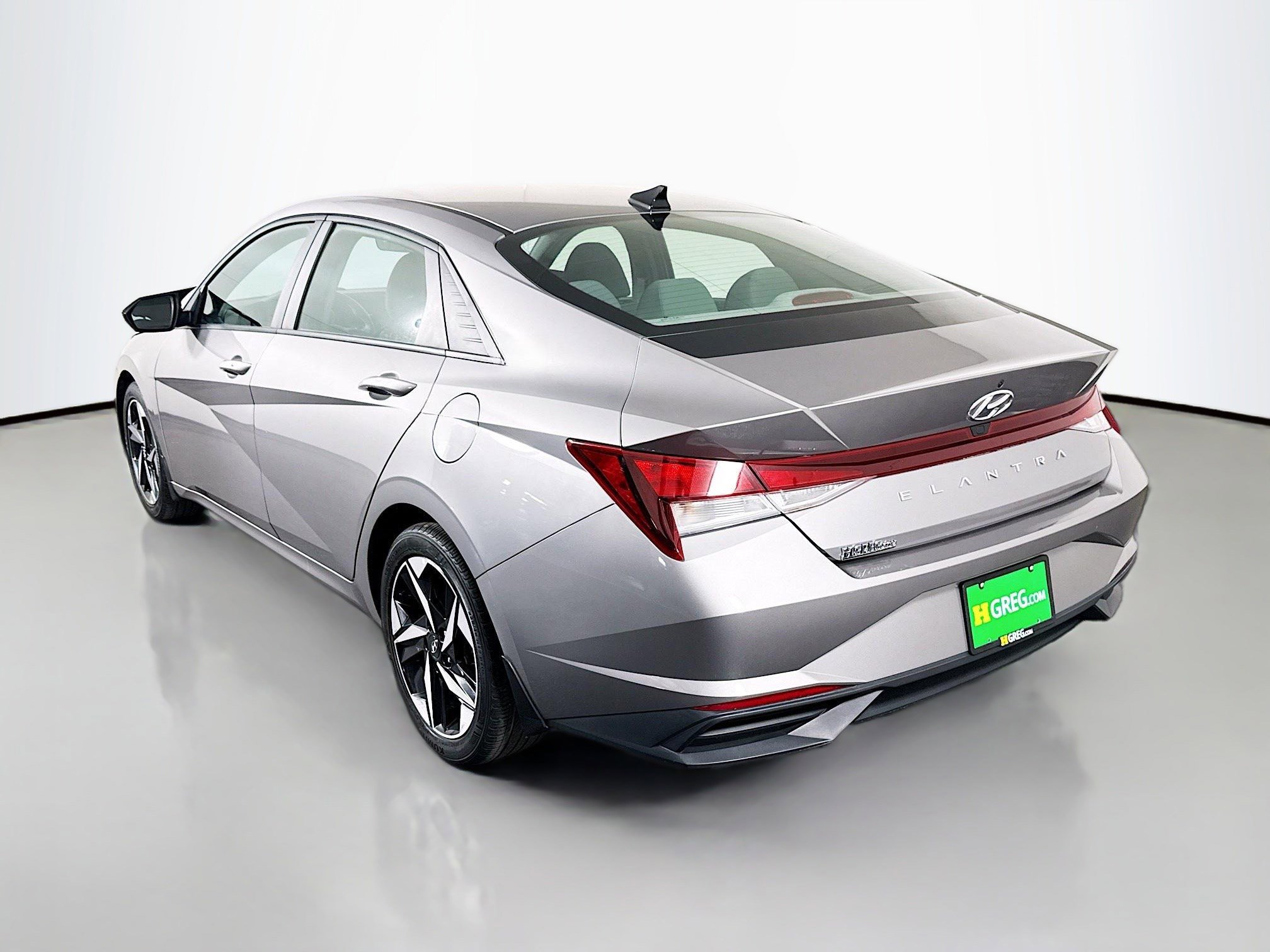Used 2023 Hyundai Elantra SEL w/ Convenience Package FWD image 7