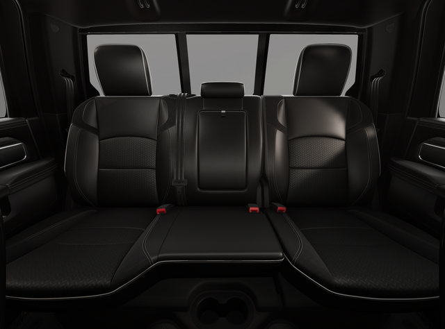 New 2026 RAM 2500 Laramie AWD/4WD image 3