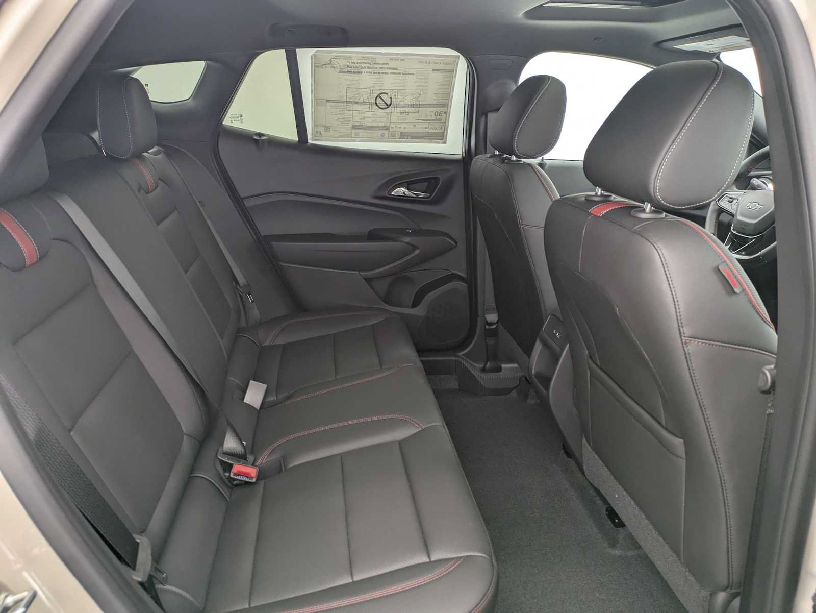 New 2026 Chevrolet Trax RS w/ Sunroof Package FWD image 22