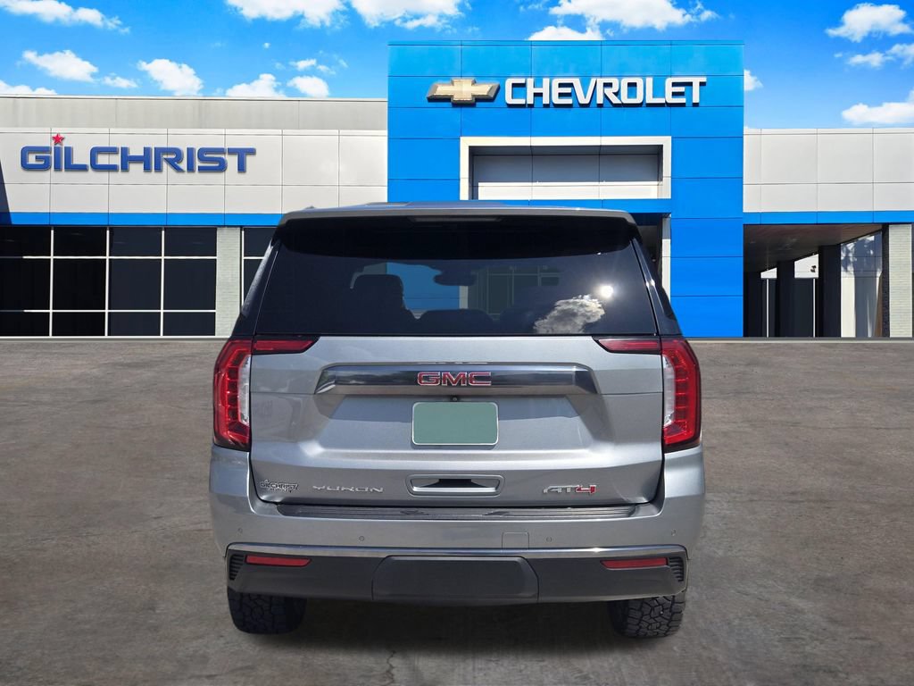 Used 2024 GMC Yukon AT4 w/ AT4 Premium Package AWD/4WD image 7