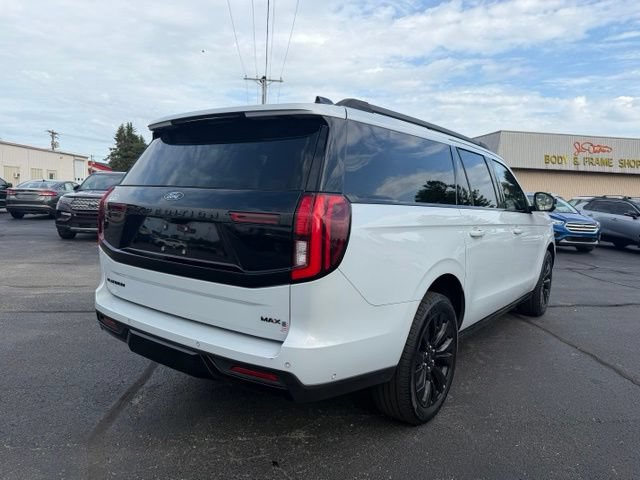 Used 2025 Ford Expedition Max Platinum w/ Stealth Appearance Package AWD/4WD image 9