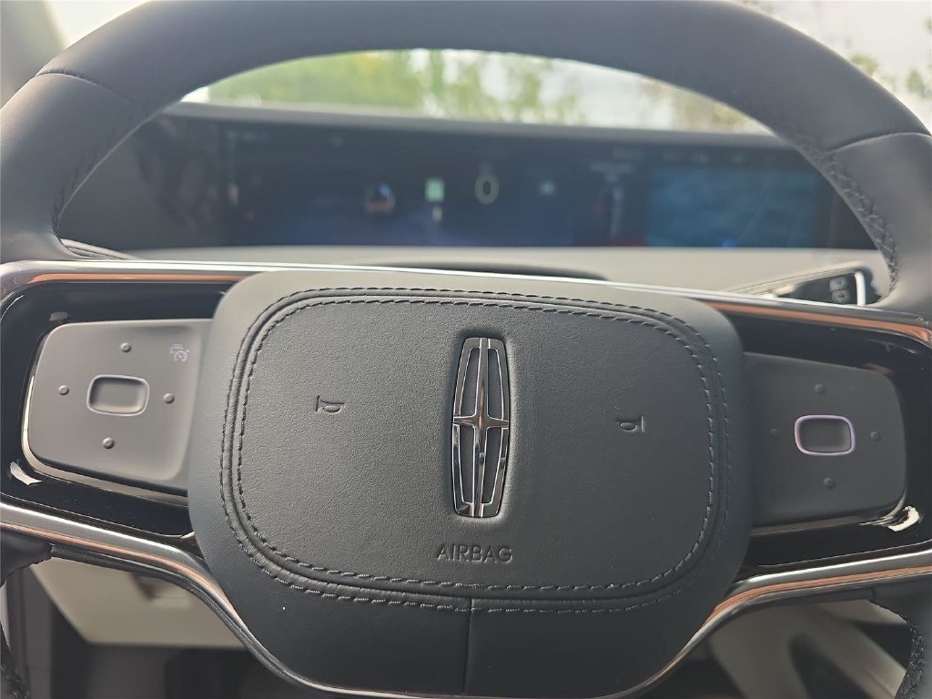 New 2026 Lincoln Nautilus Reserve AWD/4WD image 21