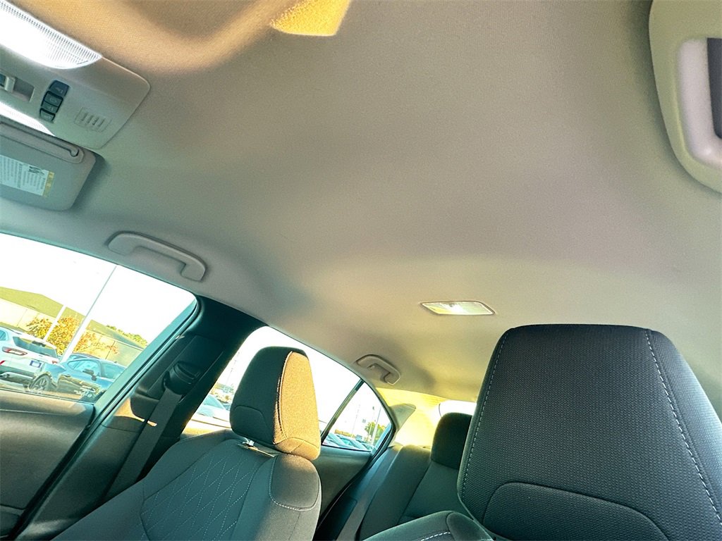 Used 2022 Toyota Corolla LE image 11