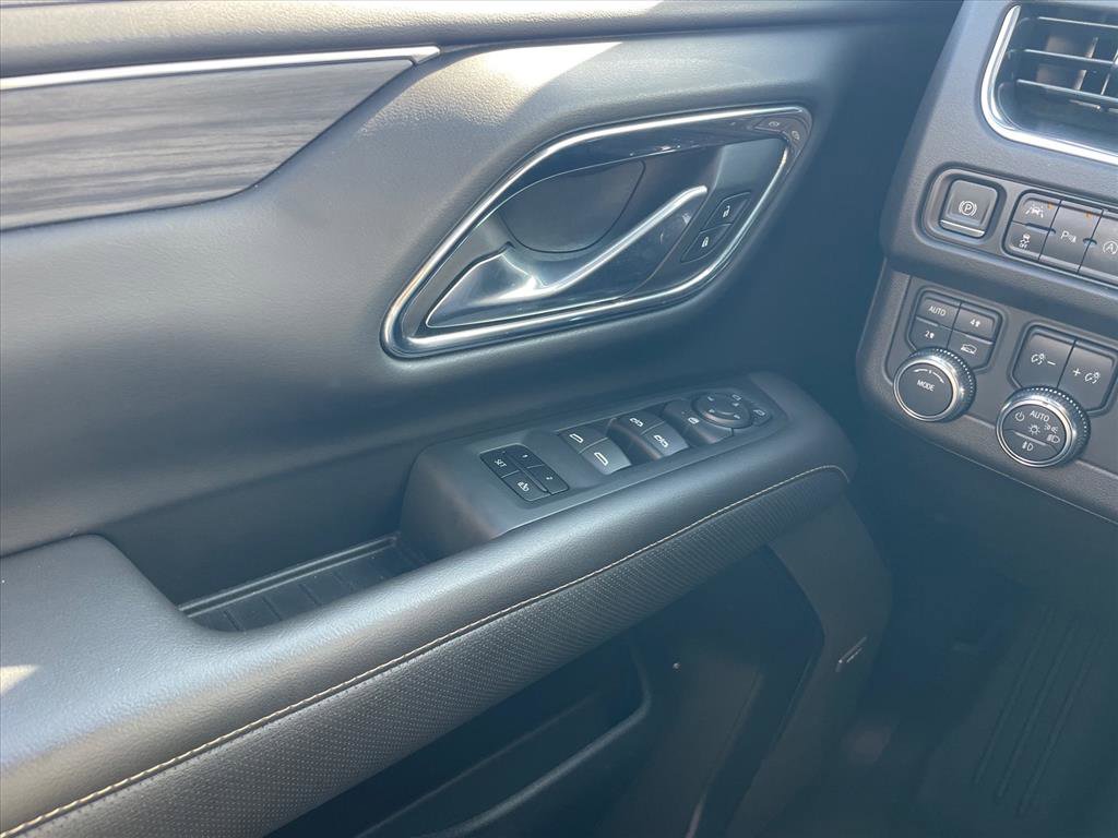 Used 2023 GMC Yukon SLT image 19