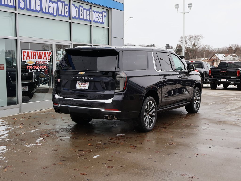 New 2025 Chevrolet Suburban High Country image 3