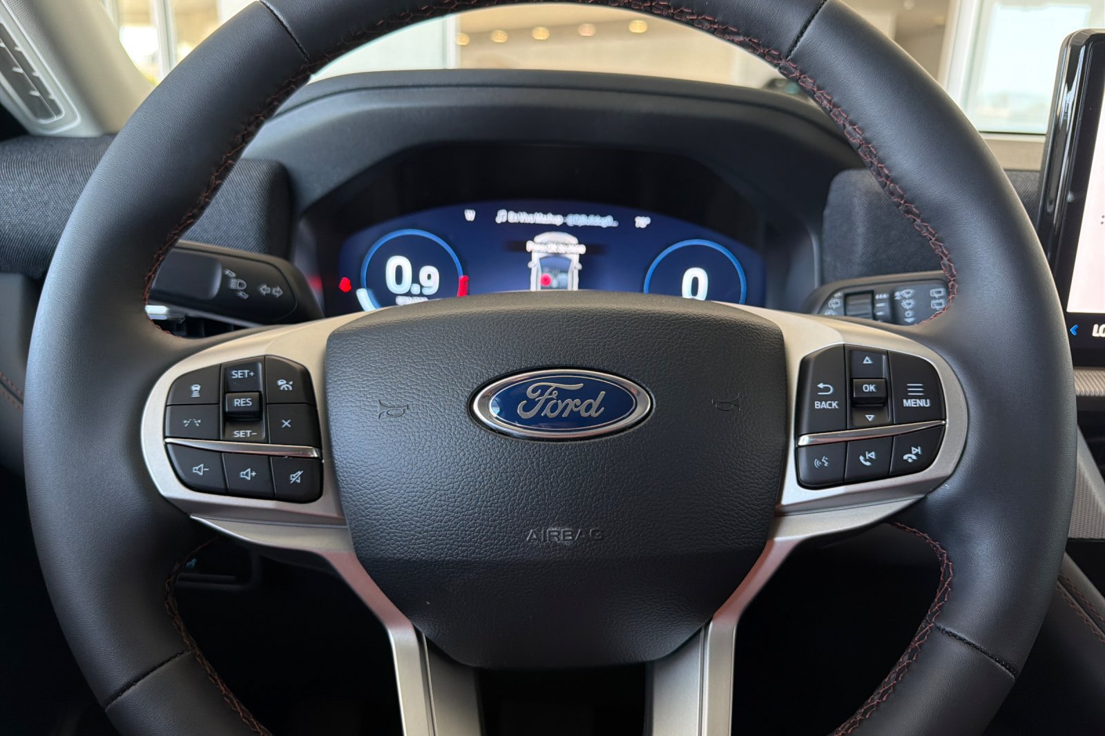 New 2026 Ford Explorer Active RWD image 27