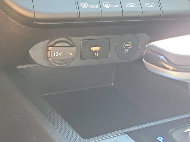 Certified 2026 Hyundai Elantra Hybrid FWD image 13