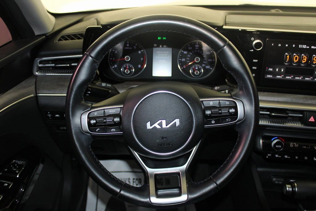 Used 2022 Kia K5 EX image 16