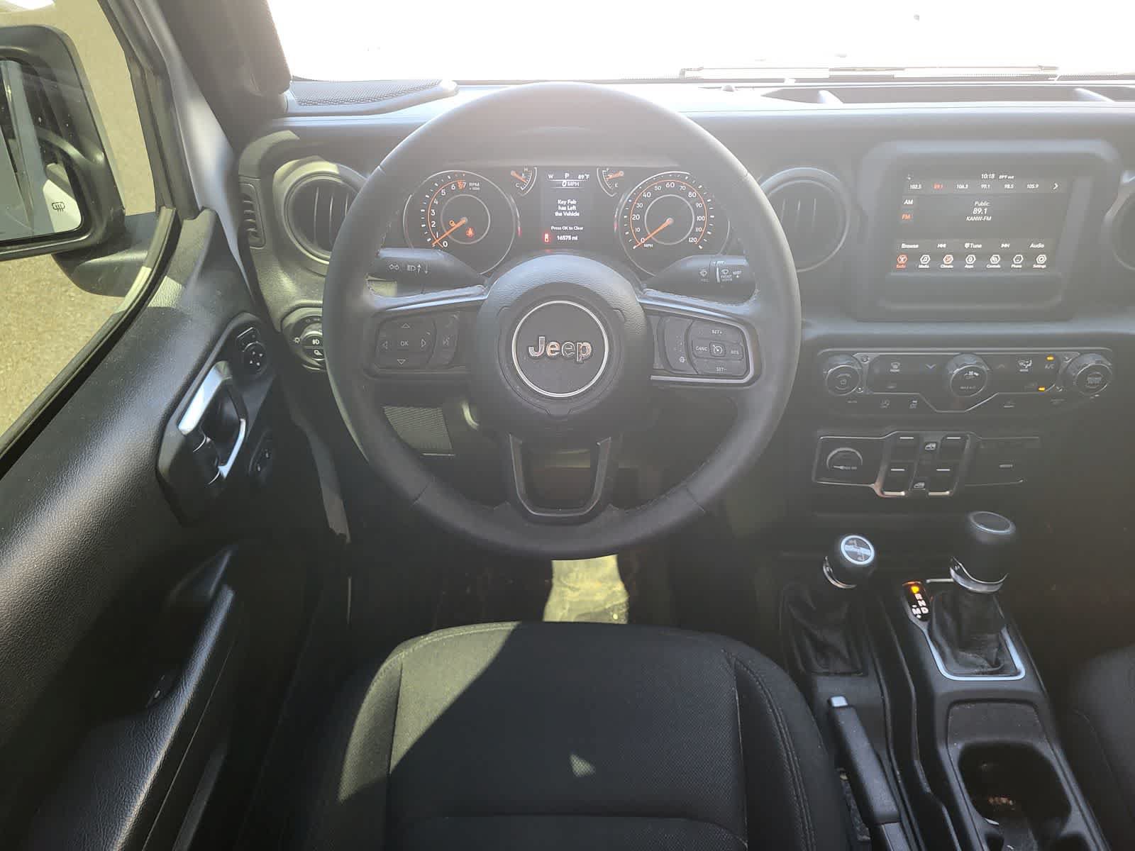 Used 2023 Jeep Gladiator Sport AWD/4WD image 22